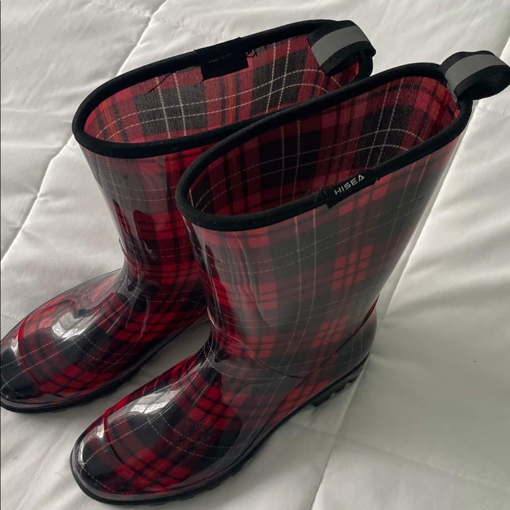 Hisea - woman’s Red and Black Plaid waterproof rain Boots